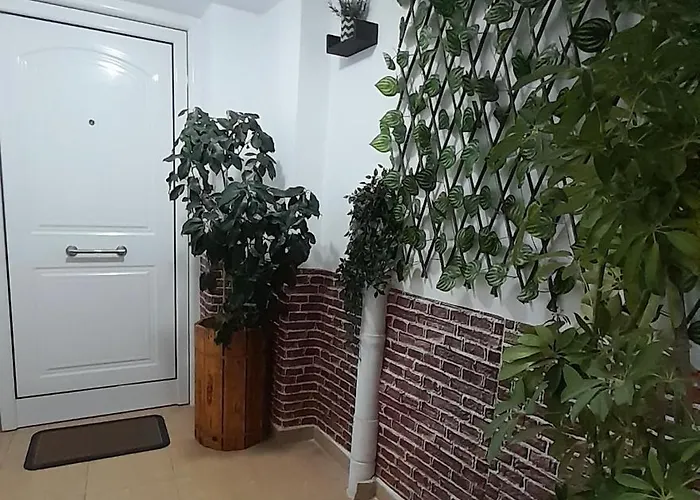 Apartment George House *